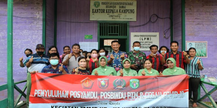 Gandeng Dinkes, Satgas TMMD ke-113 Kodim Kubar Berikan Penyuluhan di Kampung Lupat Dahuq