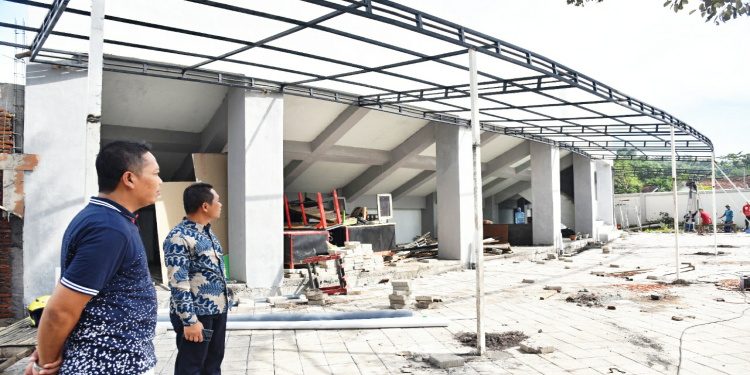 Bupati Lumajang Optimis Stadion Semeru Siap untuk Porprov 
