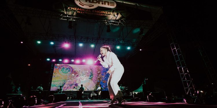 Konser Rossa dari ITK