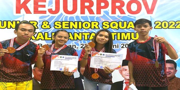 Tim Squash Kutim Sukses Bawa Pulang 4 Medali Perunggu