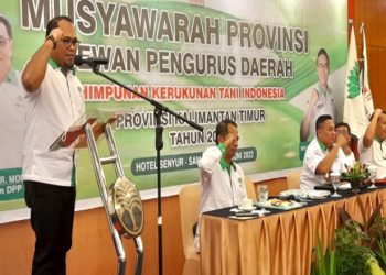 Kasmidi Bulang Pimpin HKTI Kaltim 2022-2027