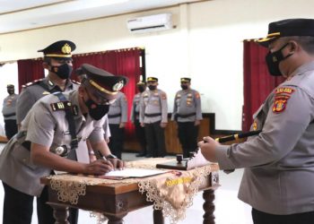 Kapolres Kubar Pimpin Upacara Serah Terima Jabatan Kasat Lantas