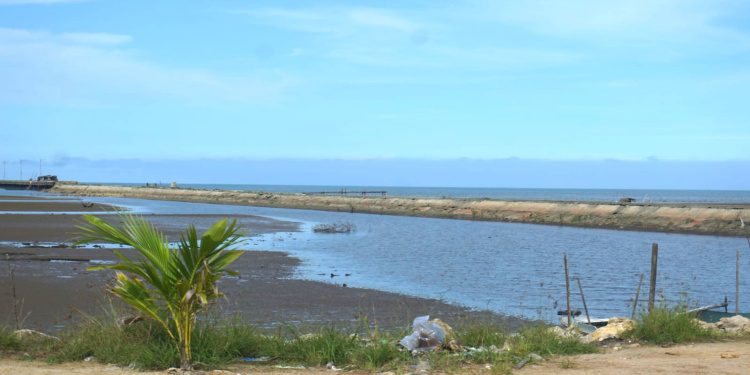 Komisi C DPRD Kutim Ingin Pelabuhan Kenyamukan Rampung