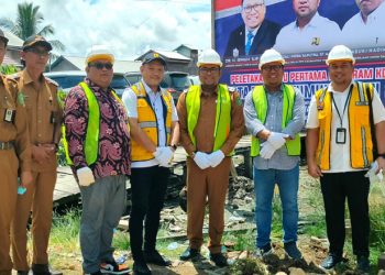 Legislator Komisi V DPR RI, H Irwan Lakukan Peletakan Batu Pertama Program Kotaku di Sangkulirang