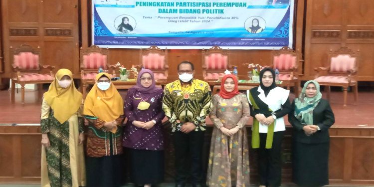 Asti Mazar Berbagi Pengalaman Dalam Sosialisasi Garapan DP3A Kutim