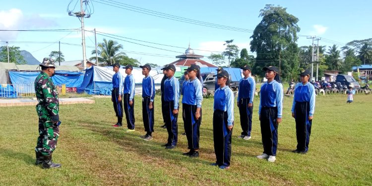 Dua Minggu, Babinsa Koramil 0909-06/Bengalon Gembleng Paskibraka