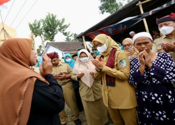 Camping Embun, Cara Banyuwangi Mengatasi Permasalahan Dokumen Kependudukan