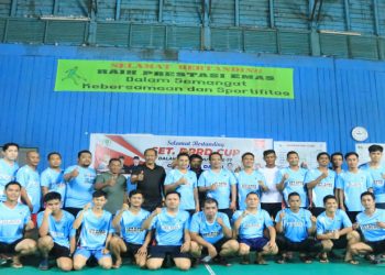 Sekwan Kutim Gelar Pertandingan Bulutangkis Meriahkan HUT RI