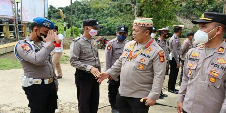 Kapolres Kubar AKBP Heri Rusyaman Kunjungi Seluruh Mapolsek di Mahulu