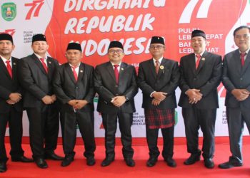 Anggota DPRD Hadiri Peringatan HUT RI ke-77