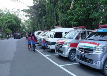 Belasan Ambulans Bersiaga Sepanjang Rute Pawai Pembangunan