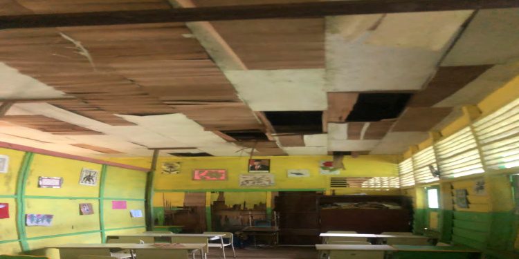 FRK Kirimkan “Kado Harapan” dari Masyarakat untuk Kepala Daerah