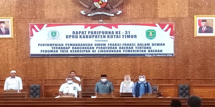 Paripurna ke-31, Fraksi-fraksi Beri PU pada Raperda Kearsipan