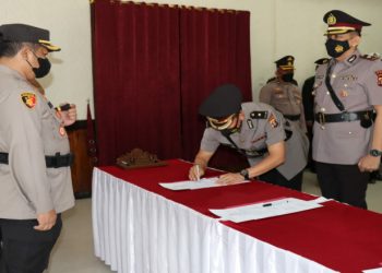 Kapolres Kubar AKBP Heri Rusyaman Pimpin Sertijab Anggota