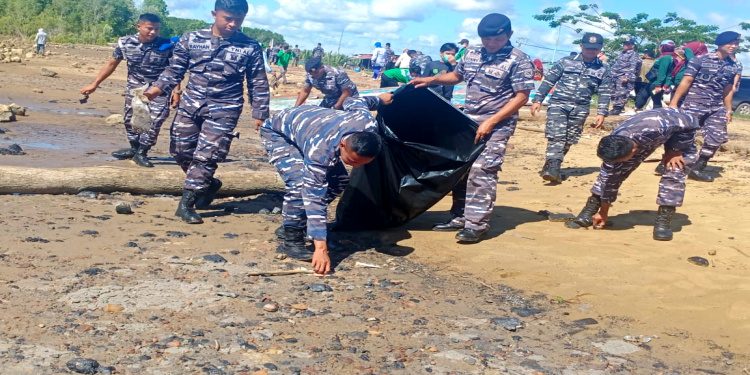 Gerakan Nasional Laut Bersih Tahun 2022 Lanal Sangatta Sasar Kenyamukan, Danlanal: Upaya Tumbuhkan Kesadaran