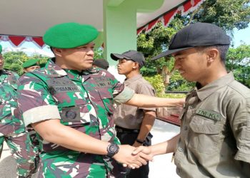 Dandim dan Personel Kodim 0909/KTM Sambut Kedatangan Komponen Cadangan