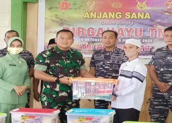 Jelang HUT 77 TNI, Kodim 0909/Kutai Timur Bersama Lanal Sangatta Bagikan Paket Bingkisan, Sasar Ponpes