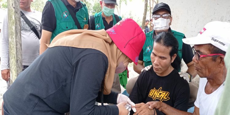 Sentra Budi Luhur Kemensos Lepaskan Pasung Warga Terusan Makmur