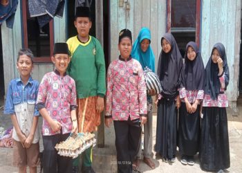 MENGHADIRKAN KARAKTER RASA PEDULI ATAS SESAMA PADA SISWA/I