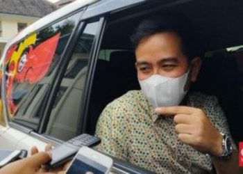 Kenapa Gibran Menolak Instruksi Bapaknya?