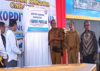 Wabup Resmikan Kantor KSP Kopdit Pintu Air Cabang Sangatta