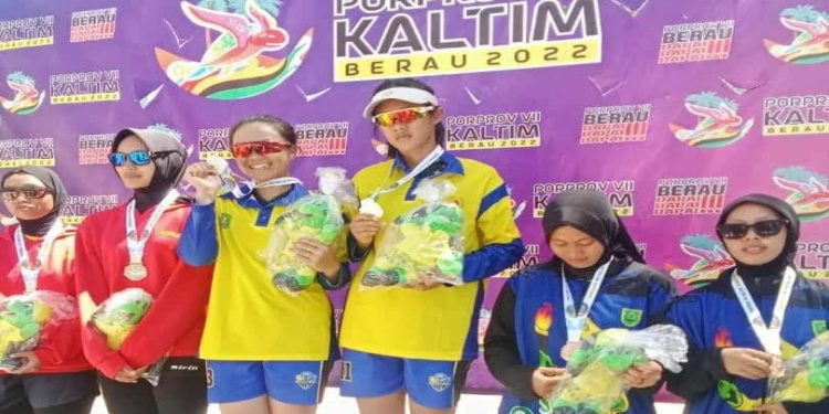 Atasi Kukar, Voli Pantai Kutim Raih Emas