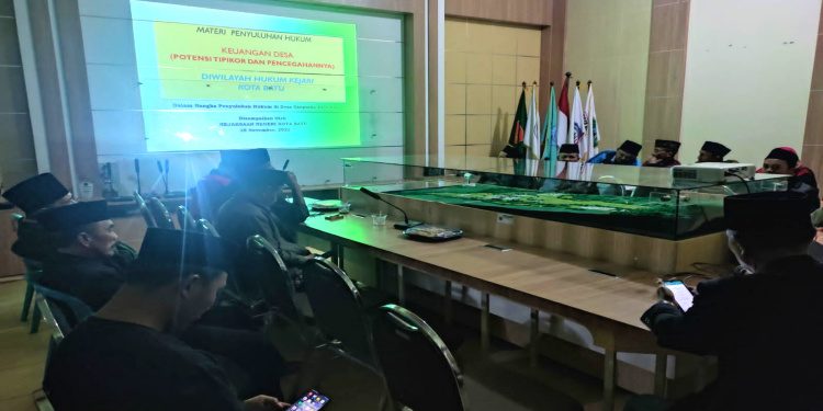 Penyuluhan Hukum di Desa Giripurno Kota Batu untuk Cegah Korupsi