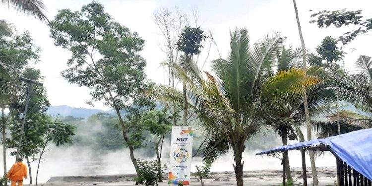 Warga Satu Dusun di Lumajang Terisolir Lahar Dingin Semeru