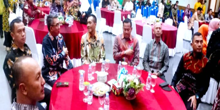 Pemberian Bantuan Stunting Warnai Malam Ramah Tamah Pangdam VI/Mulawarman Bersama Pemkab Kutim