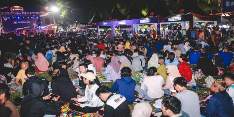 Sambil Tonton Piala Dunia, Pemkab Jember Bagikan 10 Ribu Cangkir Kopi