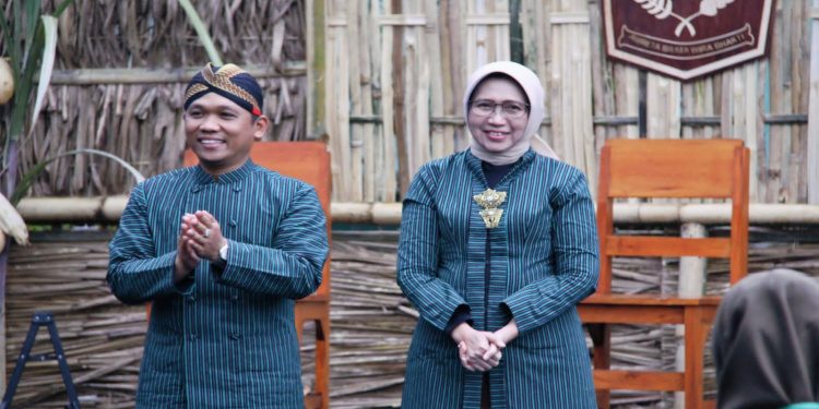 Loemadjang Mbiyen Pukau Masyarakat, Cak Lumajang Minta Tahun Depan Lebih Meriah