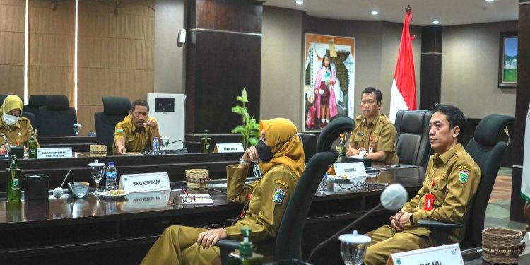 Pemerintah Cabut Kebijakan PPKM