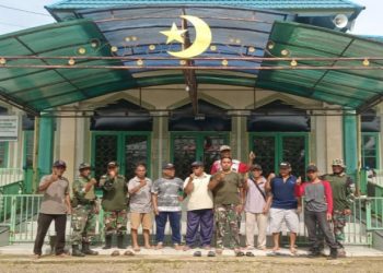 Danramil Long Ikis Pelopori Jum’at Bersih