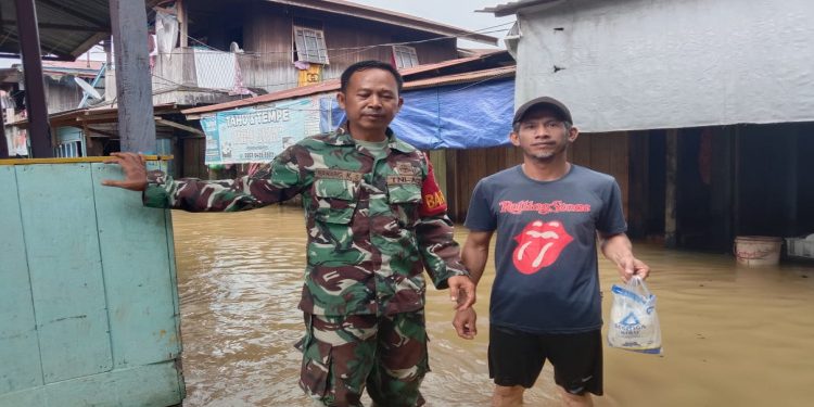 Koramil Muara Bengkal Tingkatkan Kewaspadaan Antisipasi Banjir di Batu Ampar